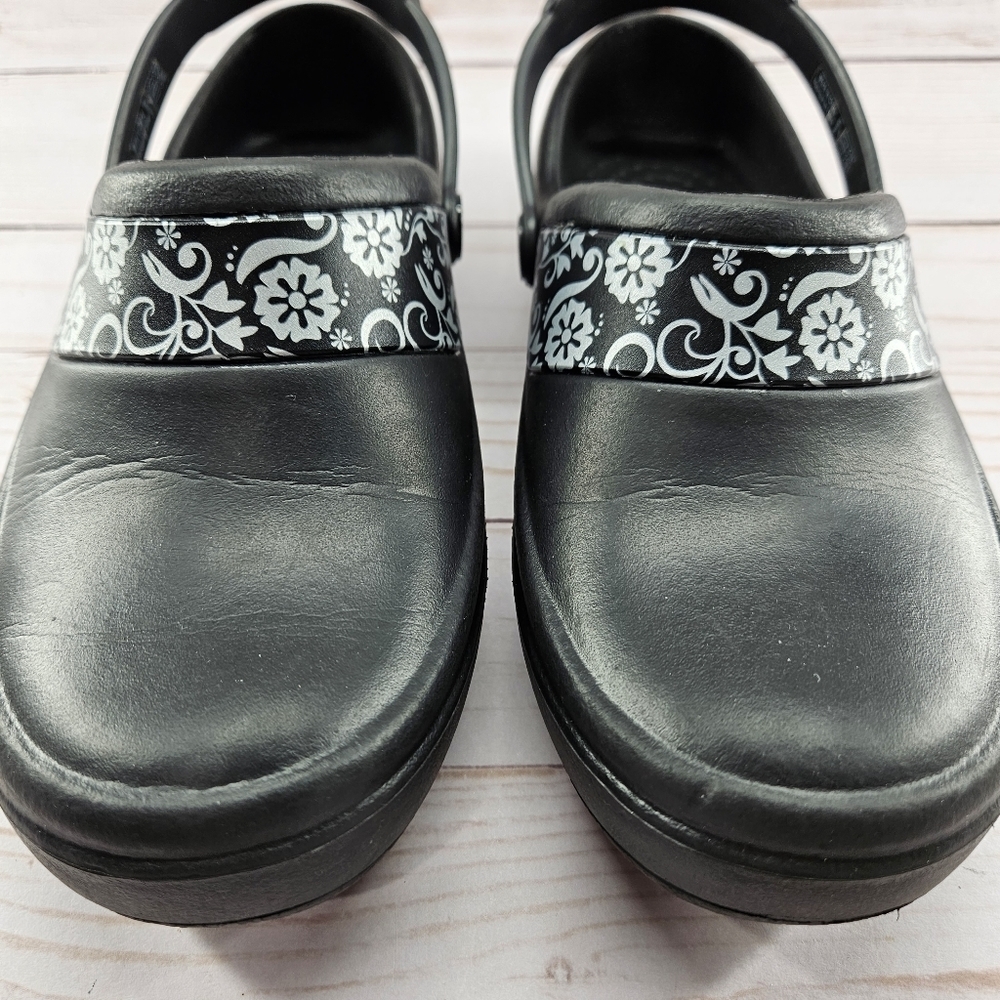 Crocs Mercy‎ Slip Resistant Work Clogs Womens Size 5 Black Silver Floral 10876 - Picture 3 of 12